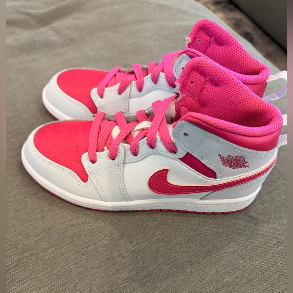 Jordan 1 Mid PS Pink and White Sneakers